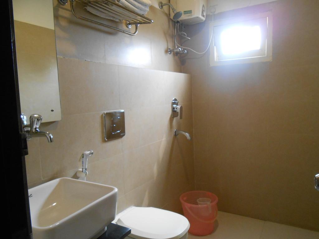 Hotel Kings Crown Vip Road Calcutta  Camera foto